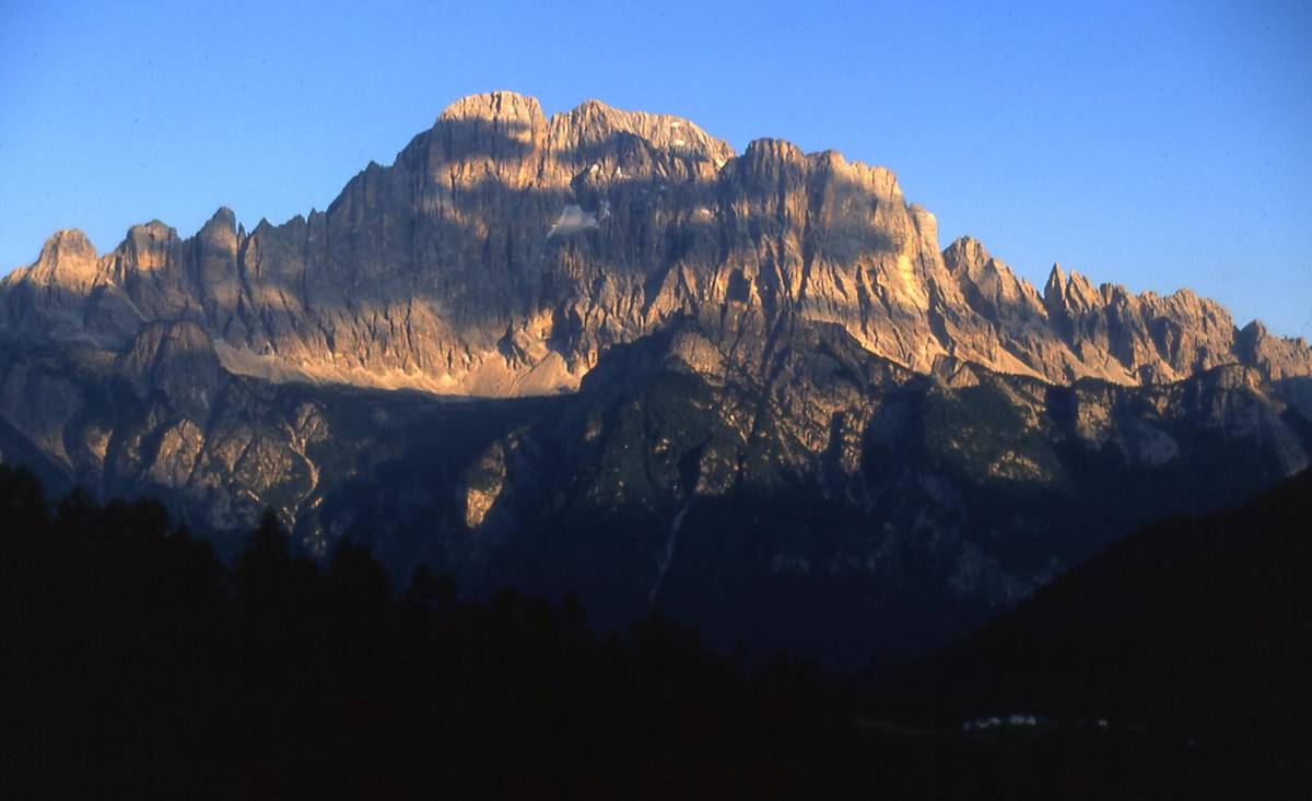 La parete Nord del Monte Civetta da Ronch di Laste