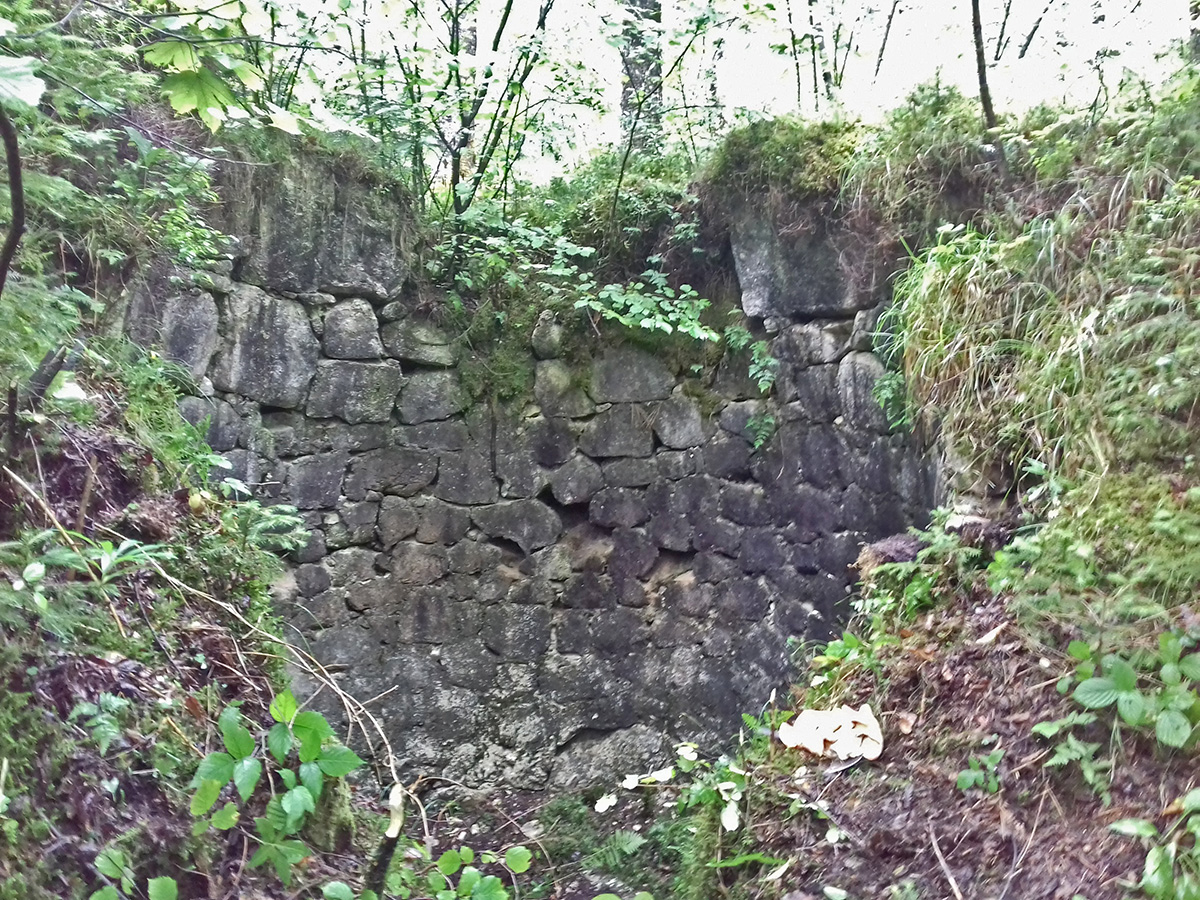 Peschiere (Fish ponds) Lime kiln